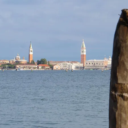 Elisabetta Bed & Breakfast 3*